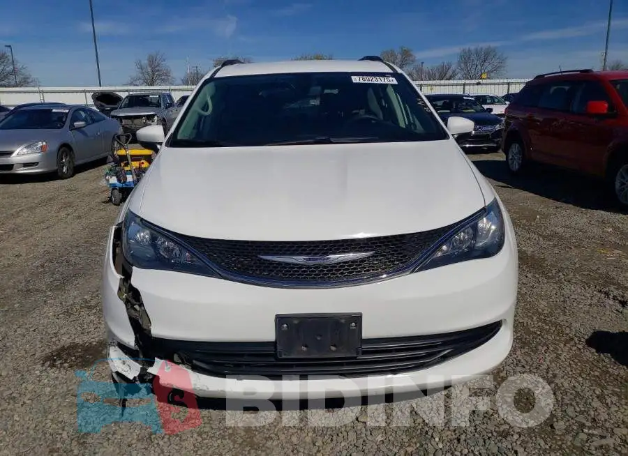 2C4RC1DG2LR255125 Photo# 5