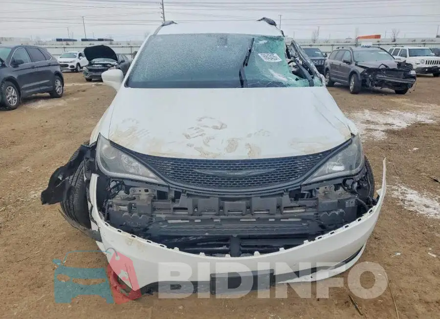 2C4RC1EG7JR356592 Photo# 5