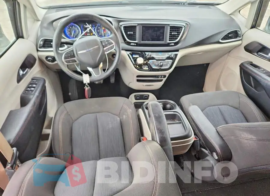 2C4RC1FG5LR138913 Photo# 8