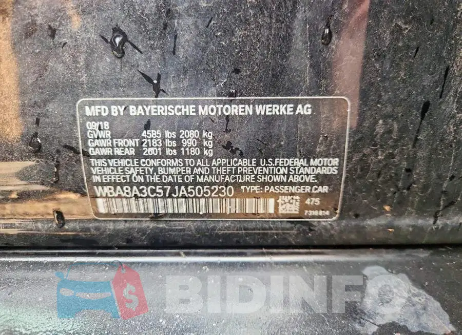 WBA8A3C57JA505230 Photo# 13