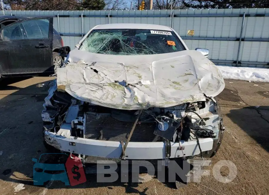 2G1145S3XH9182152 Photo# 5
