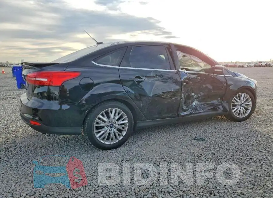1FADP3J26JL204841 Photo# 3