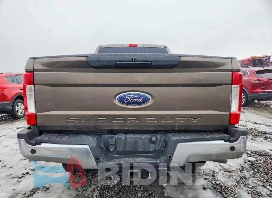 1FT7W2BT2HEF42716 Photo# 6