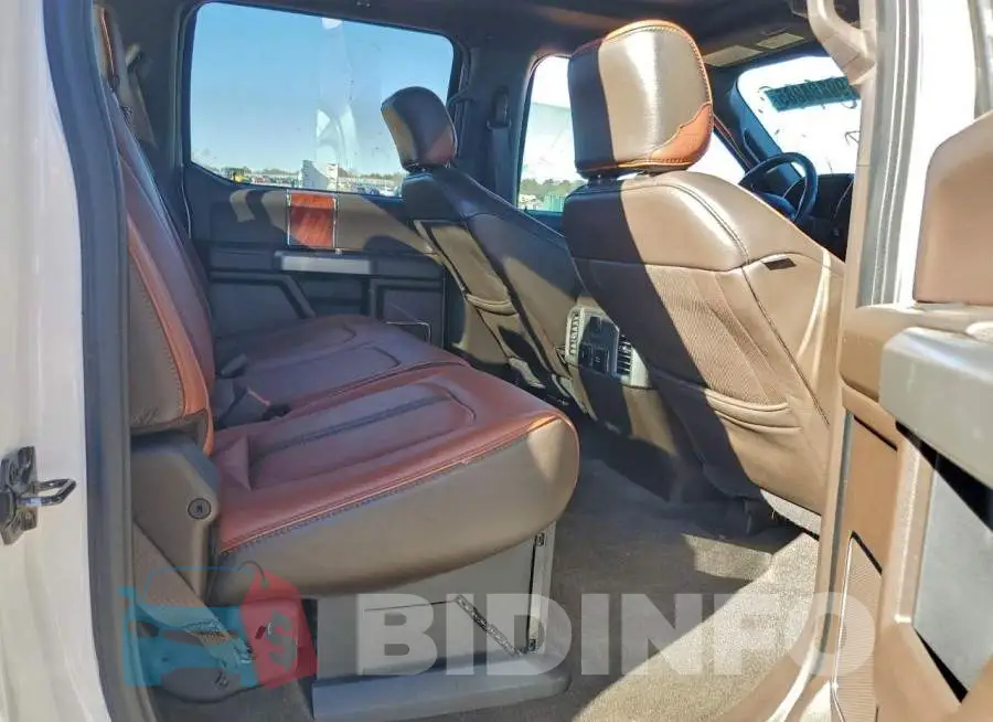 1FT7W2BT4JEB88932 Photo# 10
