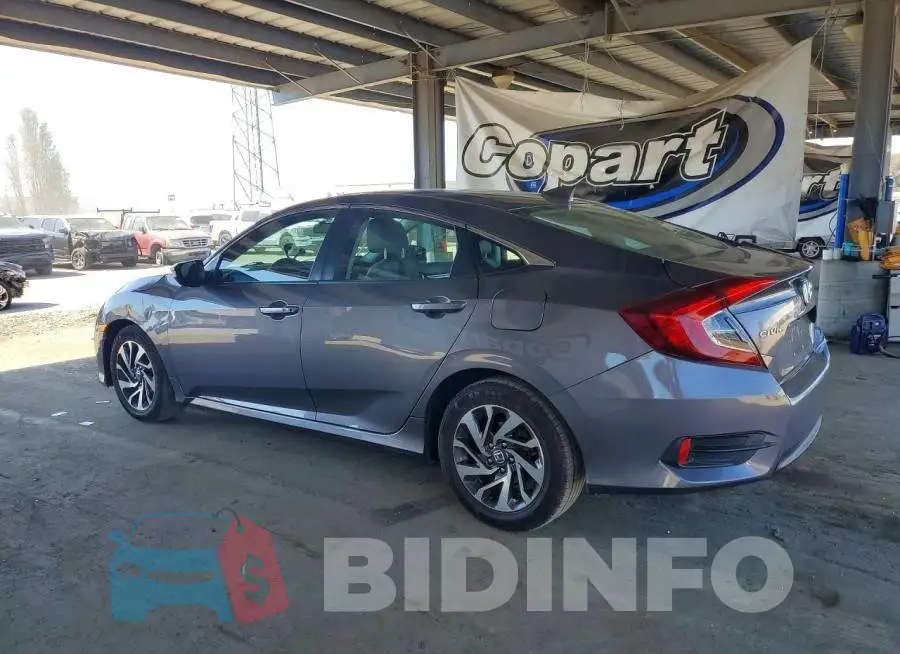 19XFC2F77HE208462 Photo# 2