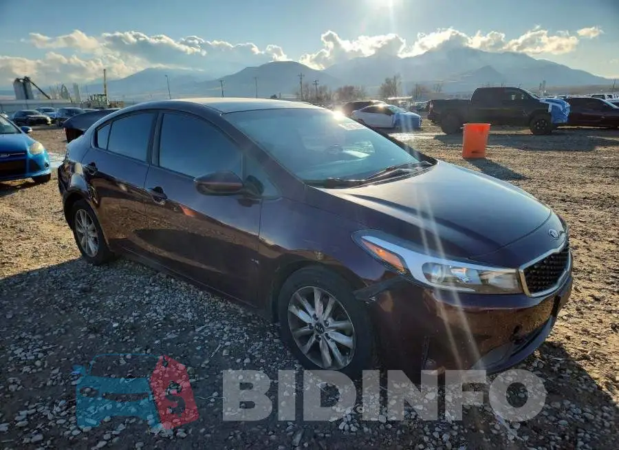 3KPFL4A75HE005850 Photo# 4