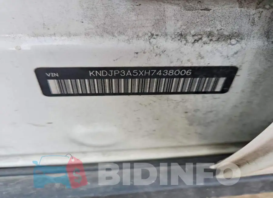KNDJP3A5XH7438006 Photo# 13