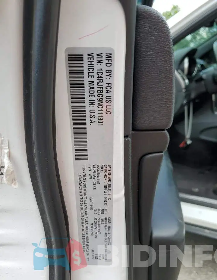 1C4RJFBG9NC111301 Photo# 13