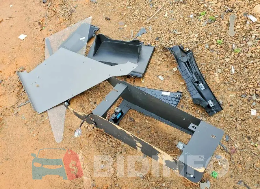 2C3CDXKG5MH653711 Photo# 12