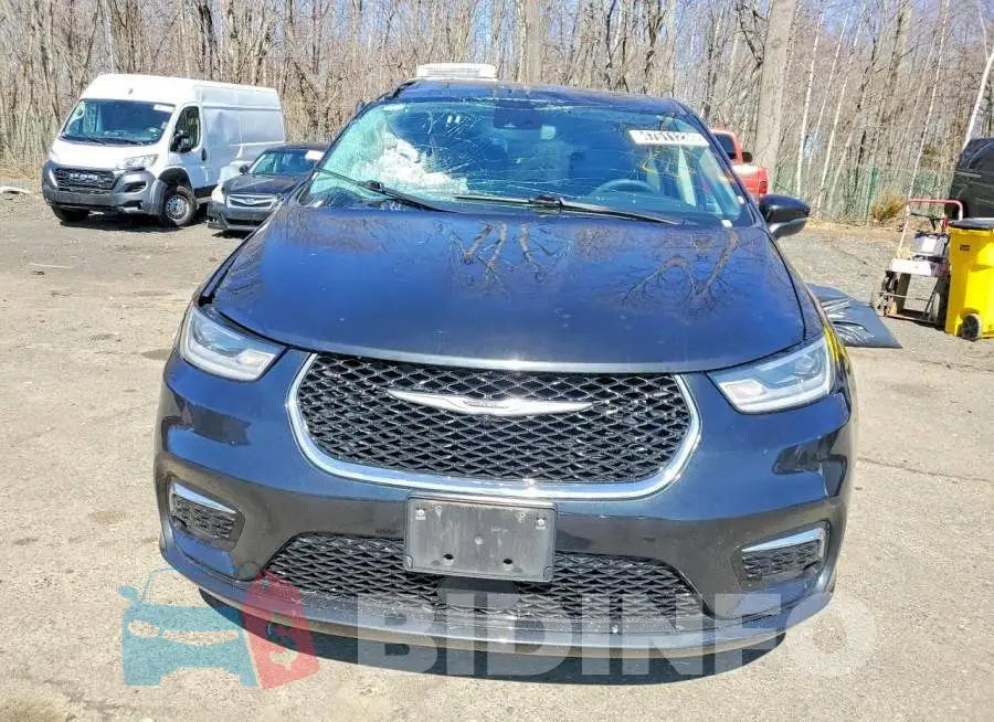 2C4RC1L72PR632222 Photo# 5