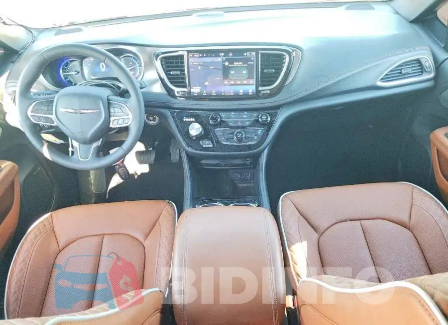 2C4RC1N74SR574202 Photo# 8