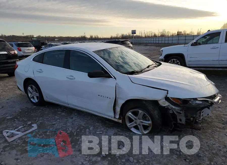 1G1ZB5ST3LF128989 Photo# 4