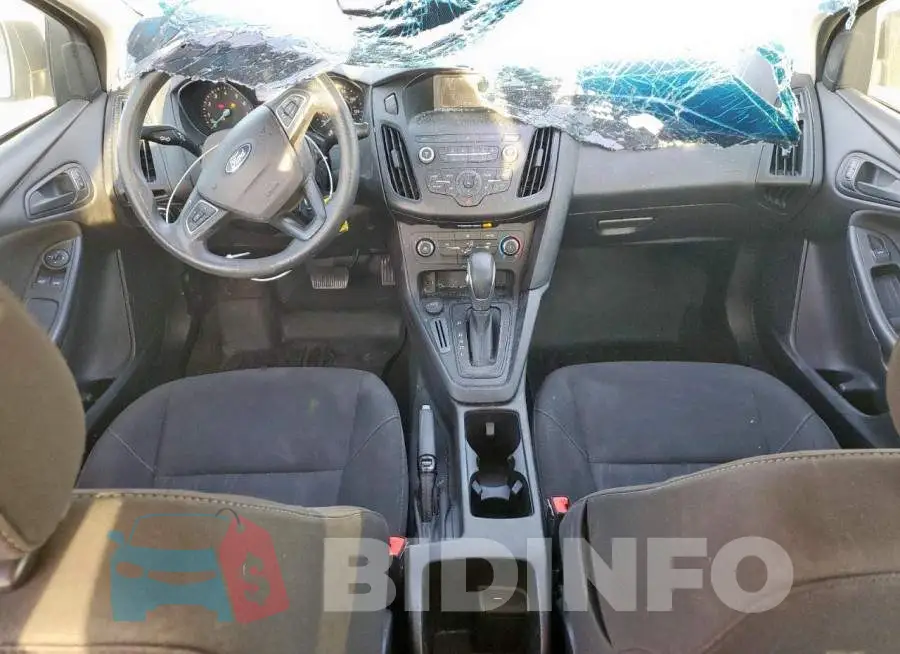 1FADP3E25JL241261 Photo# 8