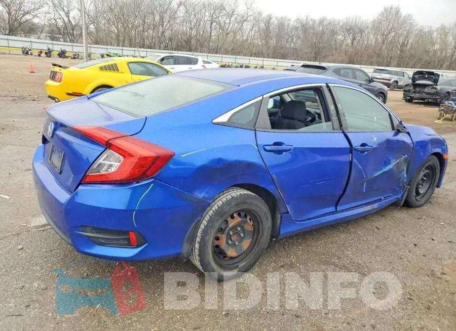 19XFC2F51HE024228 Photo# 3