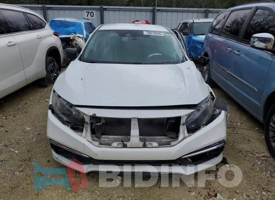 19XFC2F60KE034300 Photo# 5