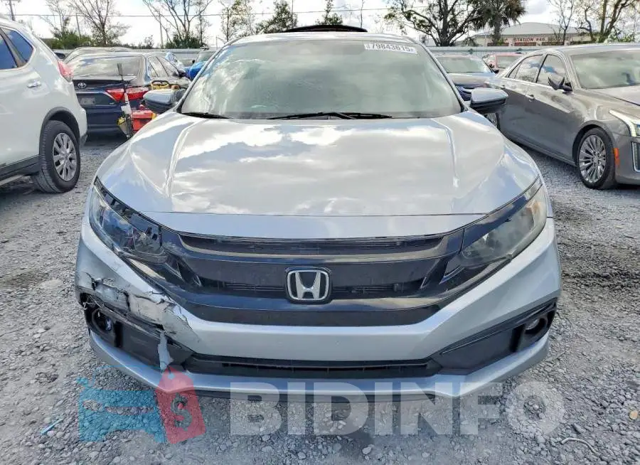 19XFC2F88KE016712 Photo# 5