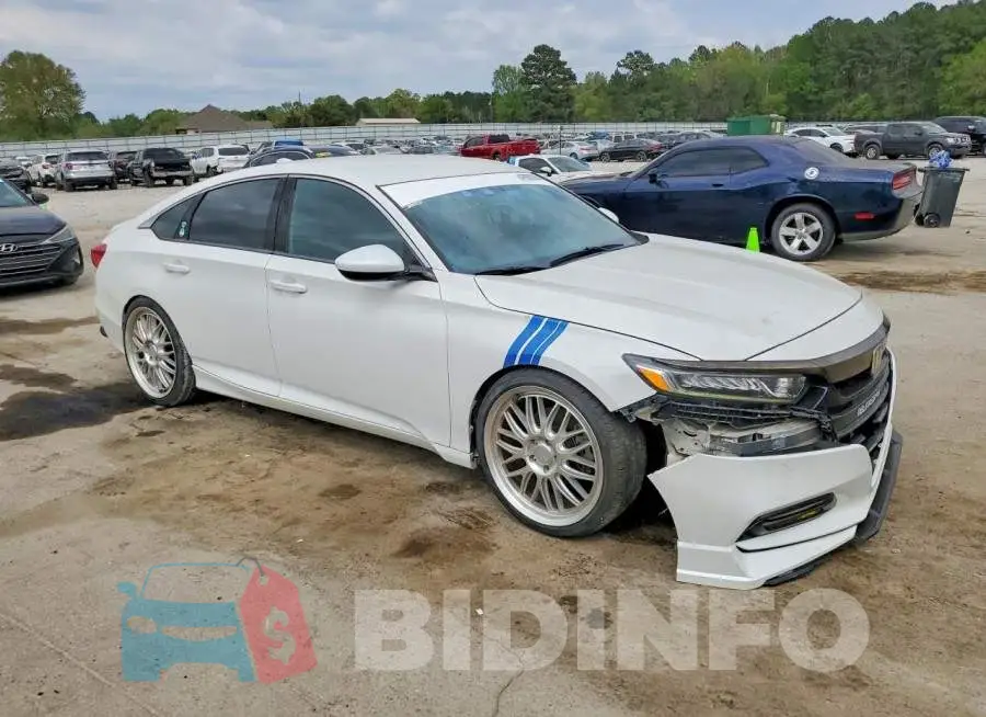 1HGCV1F35JA102414 Photo# 4