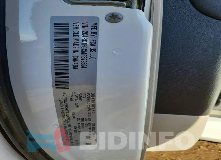 2C4RC1FGXMR579504 Photo# 13