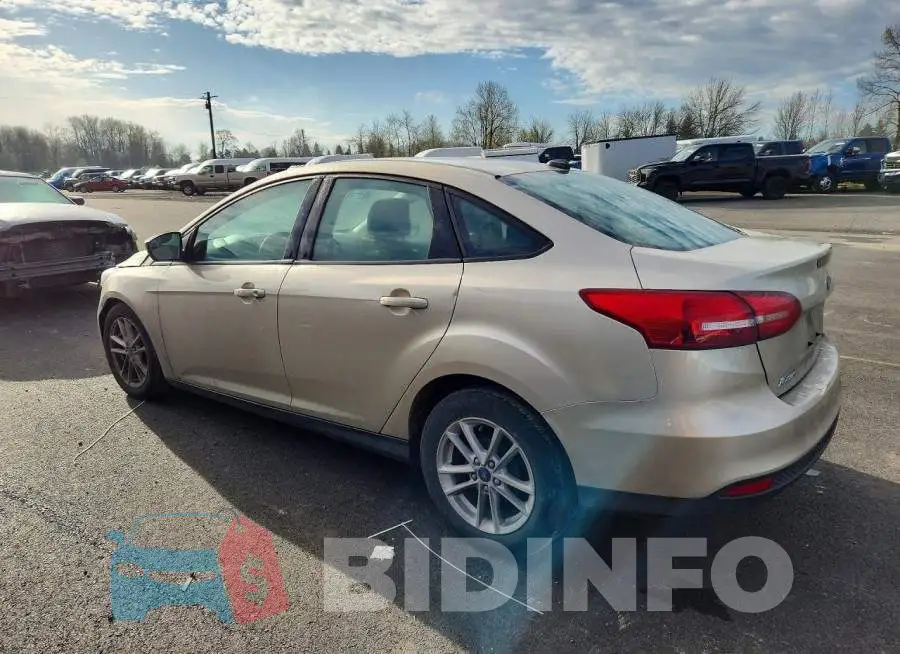 1FADP3F20JL327432 Photo# 2