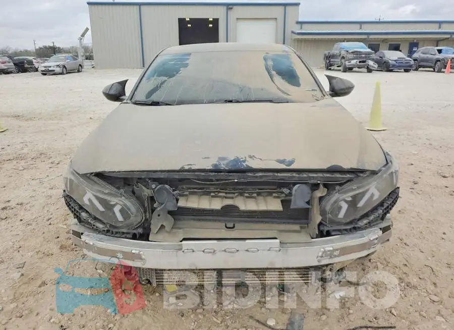 1HGCV2F37KA027531 Photo# 5
