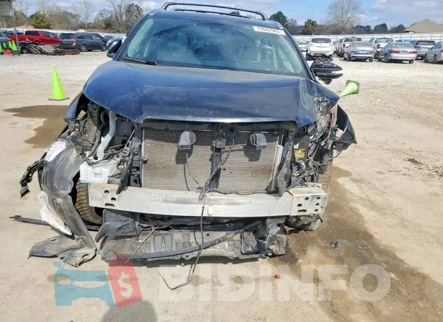 5TDJZRFH7JS825835 Photo# 5