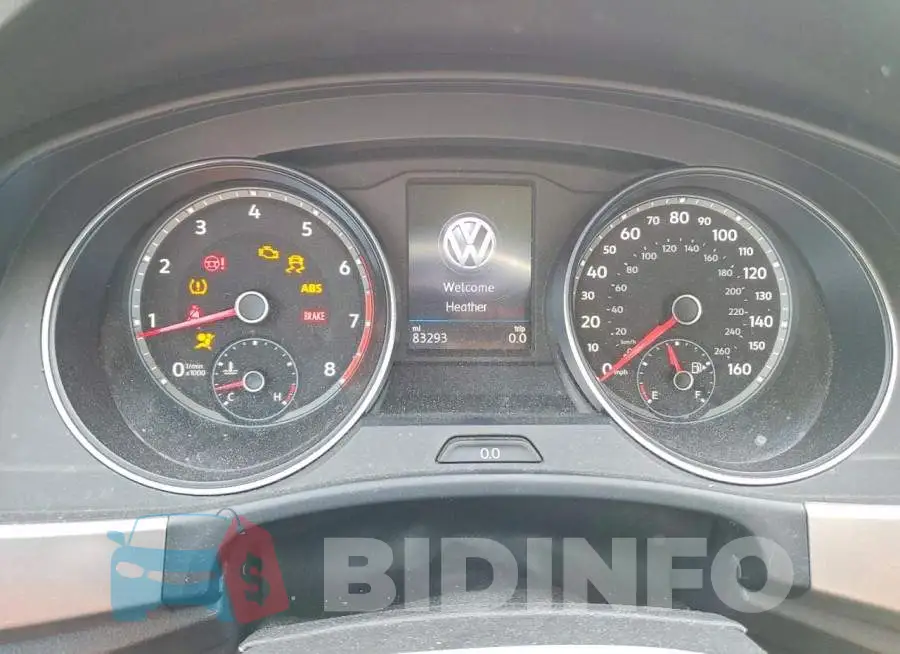 1V2BR2CA3JC500280 Photo# 9