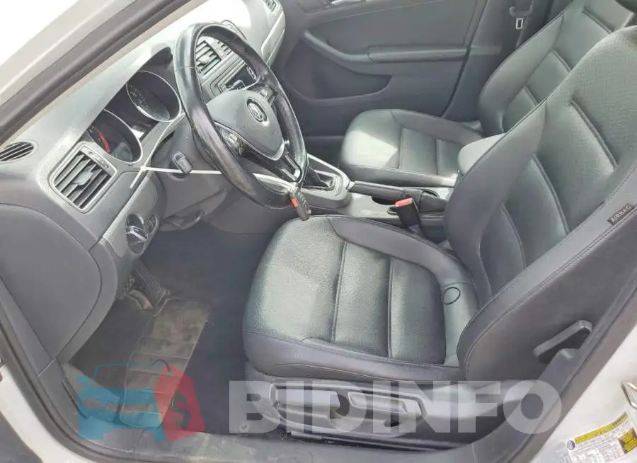 3VWDB7AJ4HM251735 Photo# 7