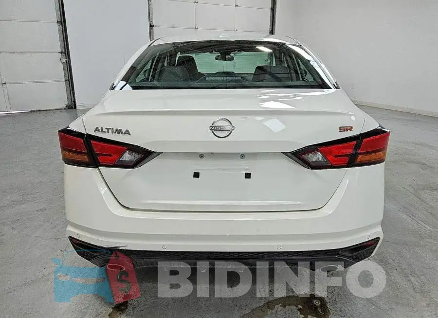 1N4BL4CV9RN326853 Photo# 6