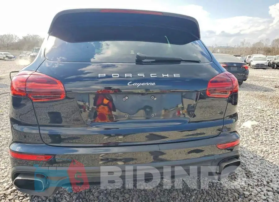 WP1AA2A27HKA85978 Photo# 6