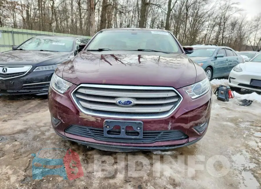 1FAHP2E88JG113024 Photo# 5