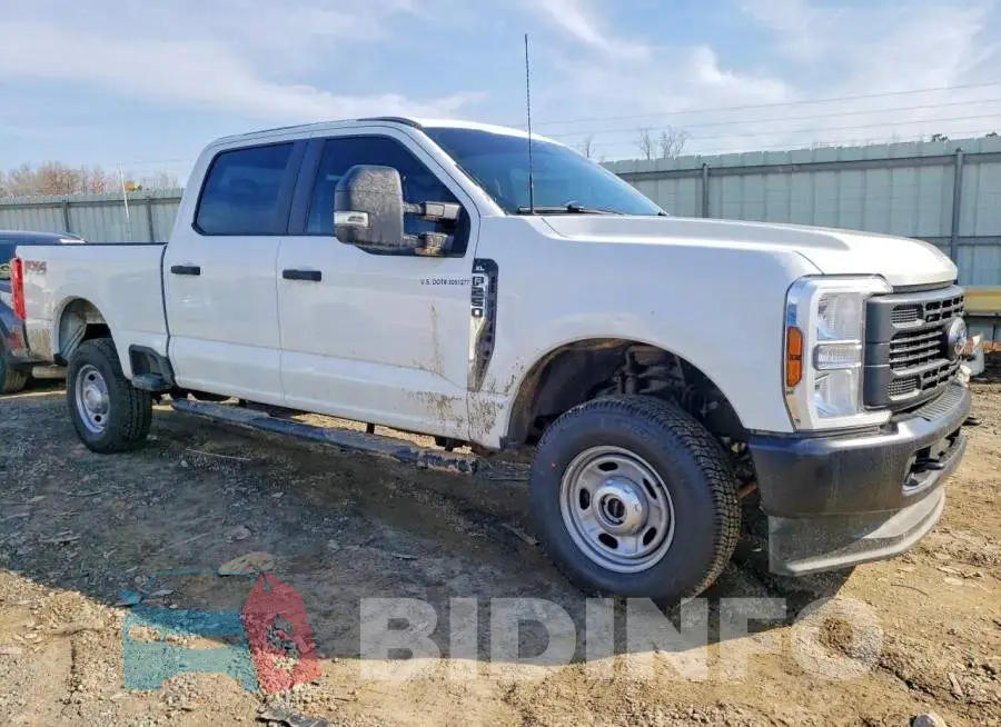 1FT7W2BA0TED38763 Photo# 4