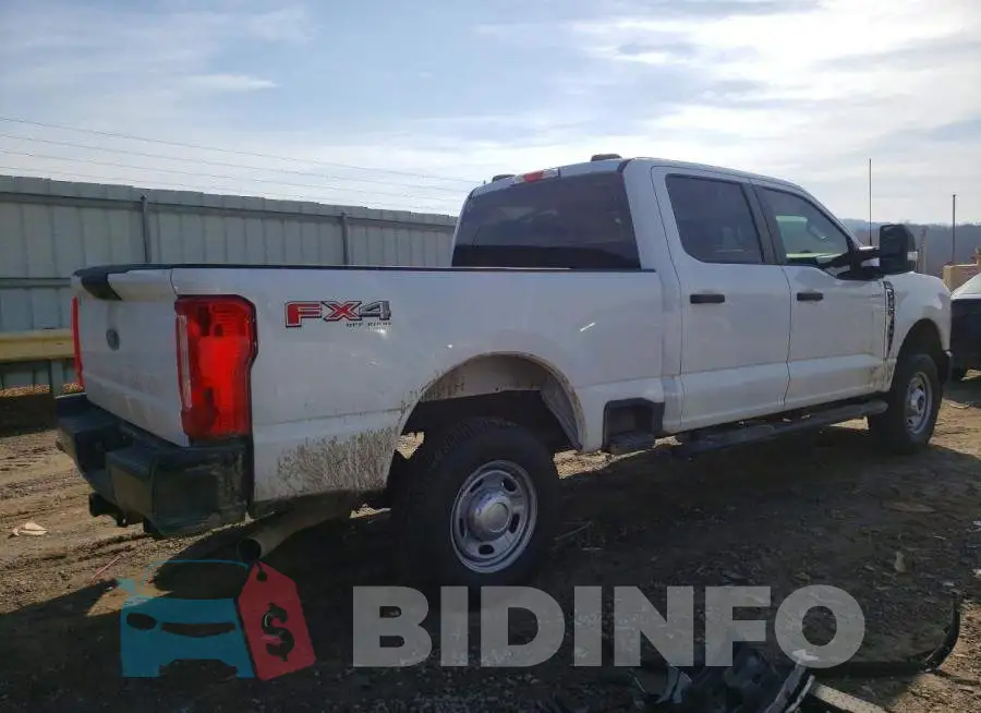 1FT7W2BA0TED38763 Photo# 3