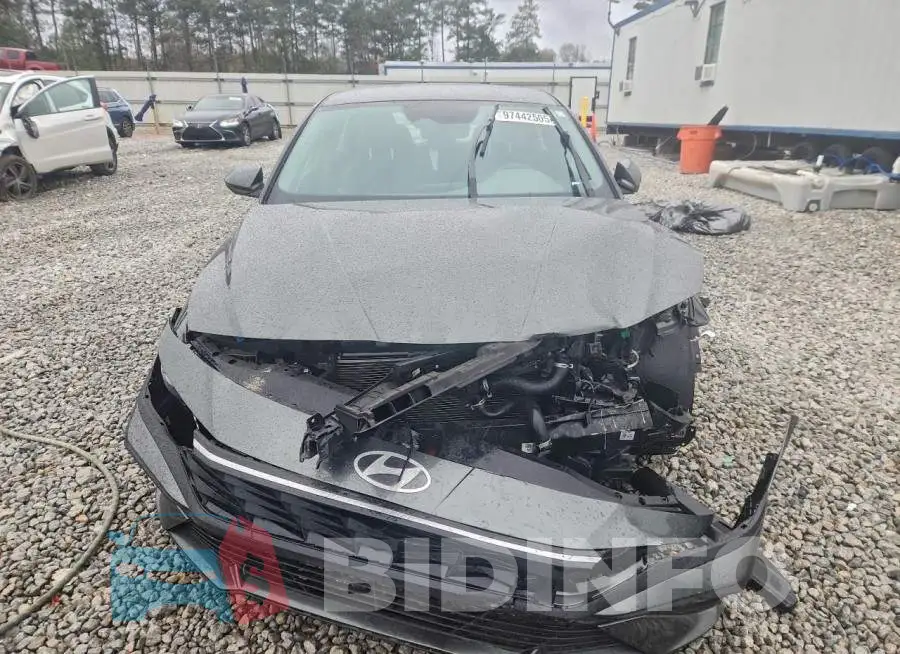 KMHLM4DG2RU651552 Photo# 5