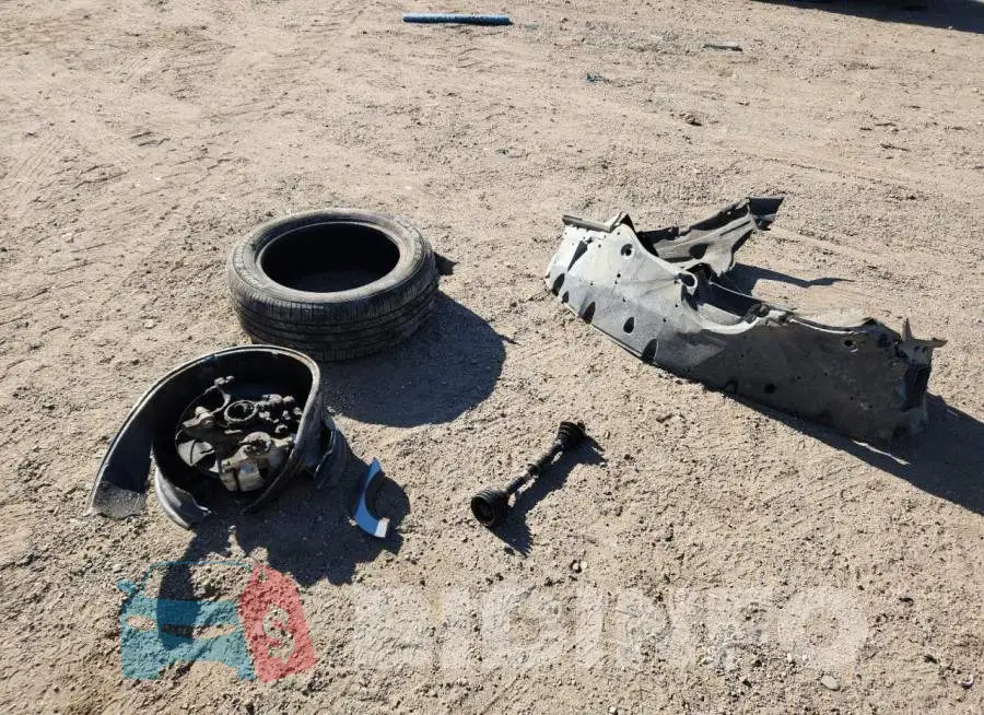 2T3C1RFV8RC261193 Photo# 13