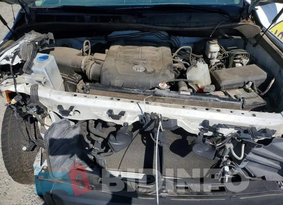 5TFTY5F12JX010363 Photo# 11