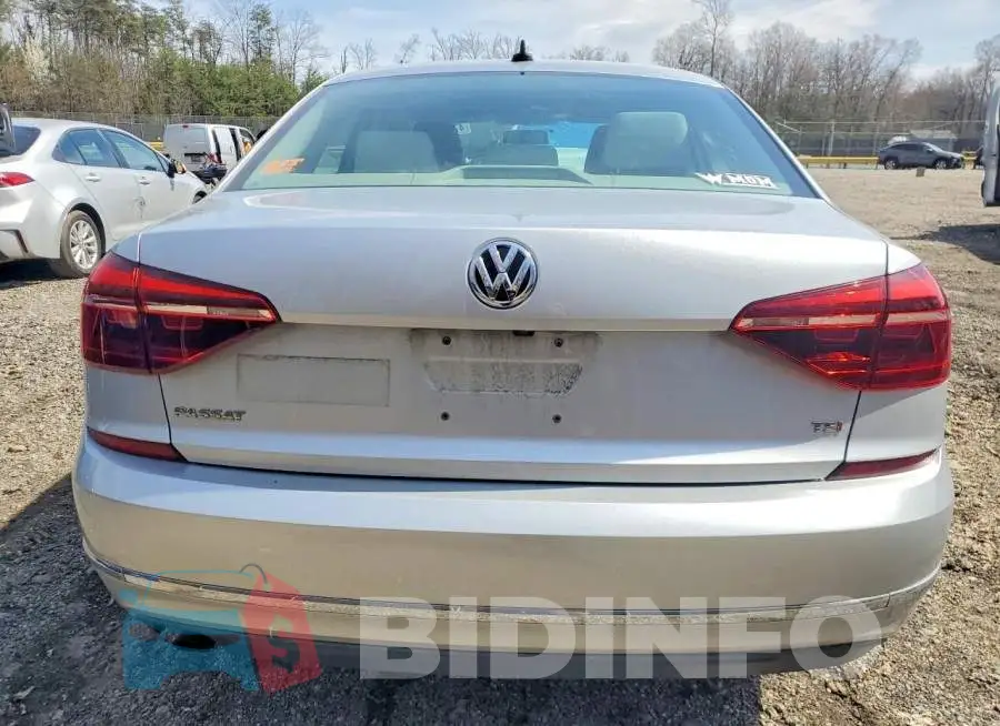 1VWLA7A33KC004327 Photo# 6