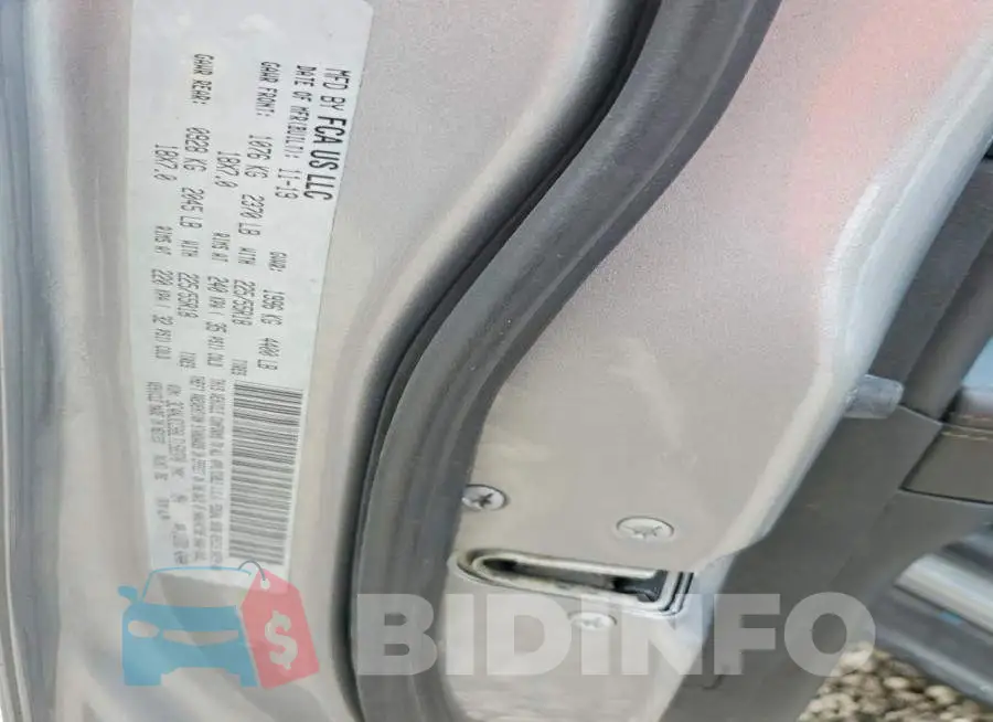 3C4NJCCB8LT158370 Photo# 12