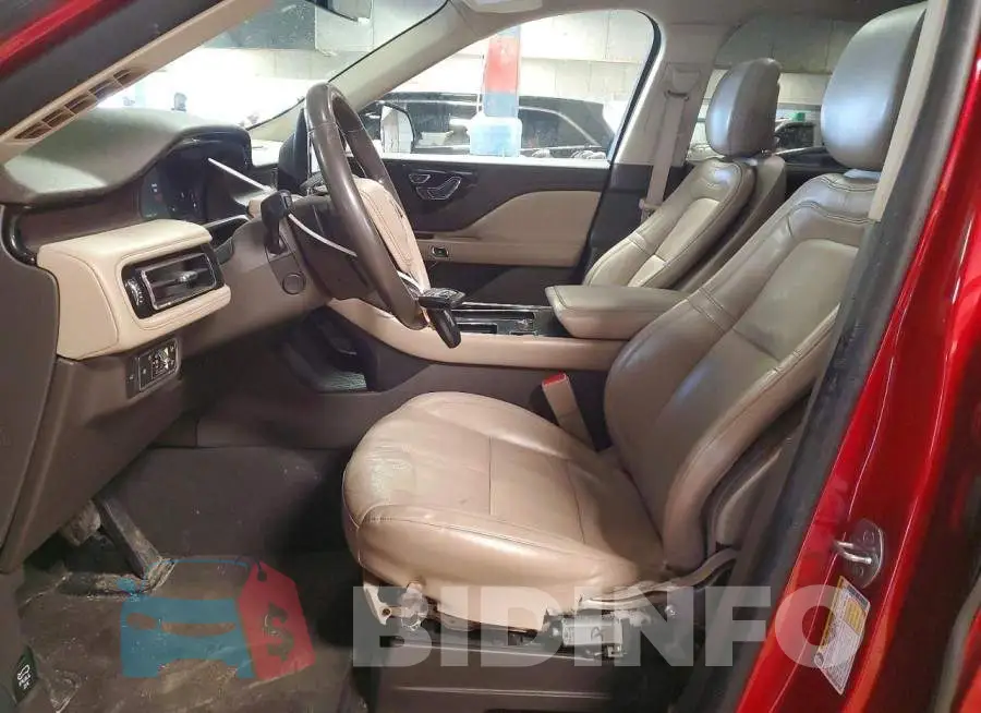 5LM5J7XC7LGL28029 Photo# 7