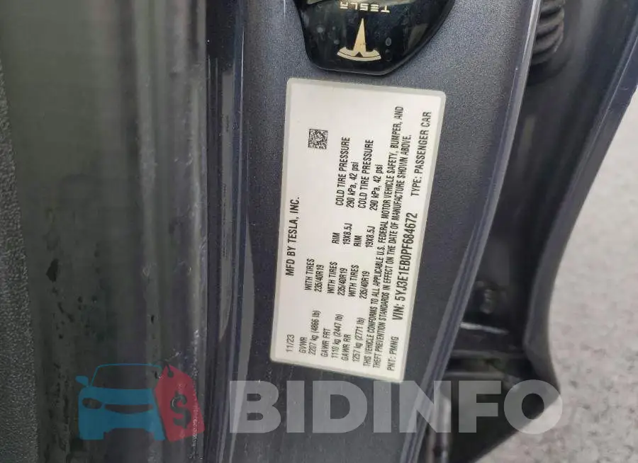 5YJ3E1EB0PF684672 Photo# 13