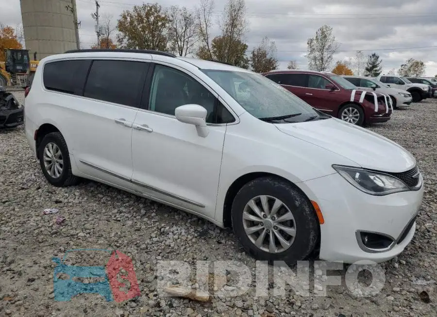 2C4RC1BG6HR511129 Photo# 4