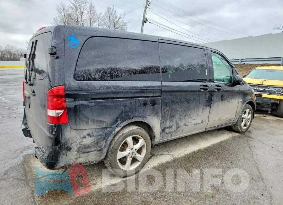 WD4PG2EE3J3434123 Photo# 3