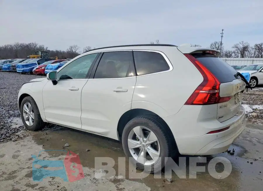 YV4L12RK7N1034414 Photo# 2