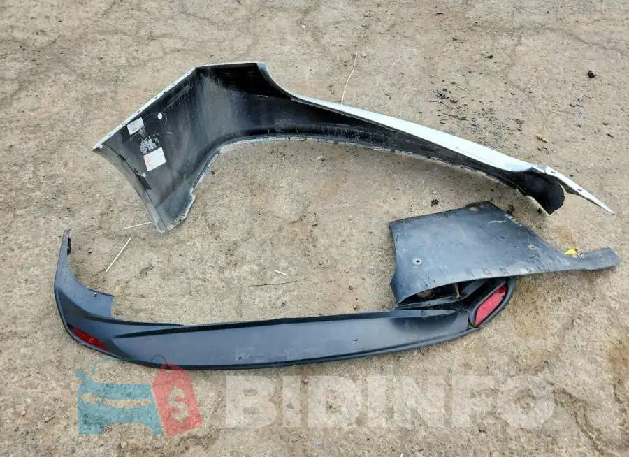 1G1ZC5ST1LF040732 Photo# 12