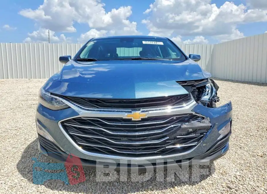 1G1ZD5ST0SF147427 Photo# 5