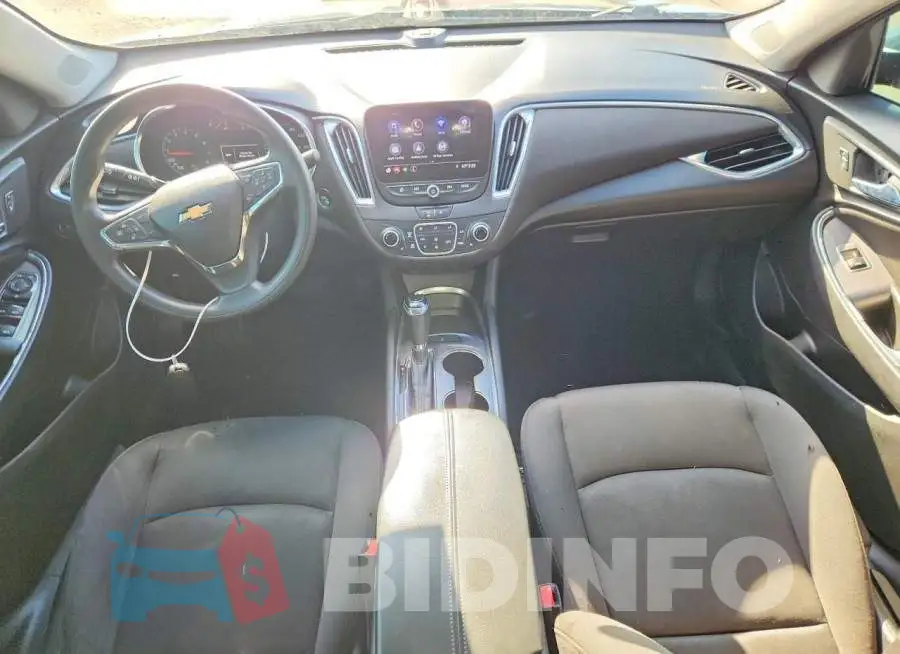 1G1ZD5ST6LF121528 Photo# 8