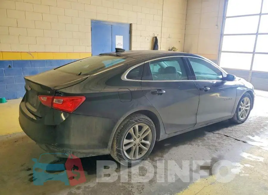 1G1ZE5ST2HF162579 Photo# 3