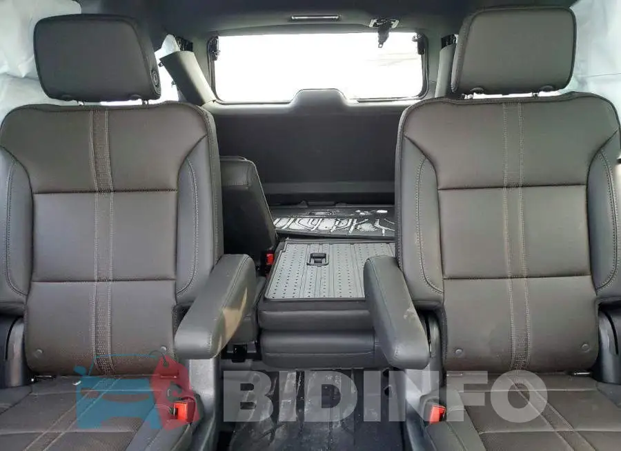 1GNS6TRL0SR347324 Photo# 10