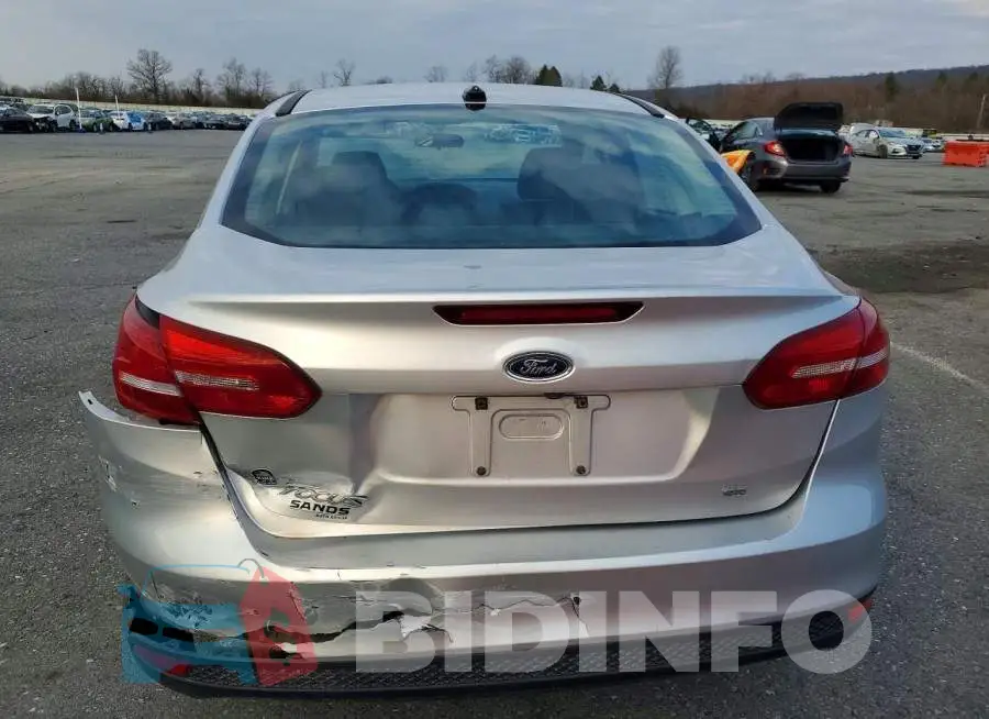 1FADP3F24HL330764 Photo# 6