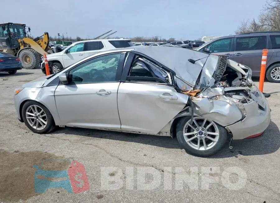 1FADP3K22JL315935 Photo# 2