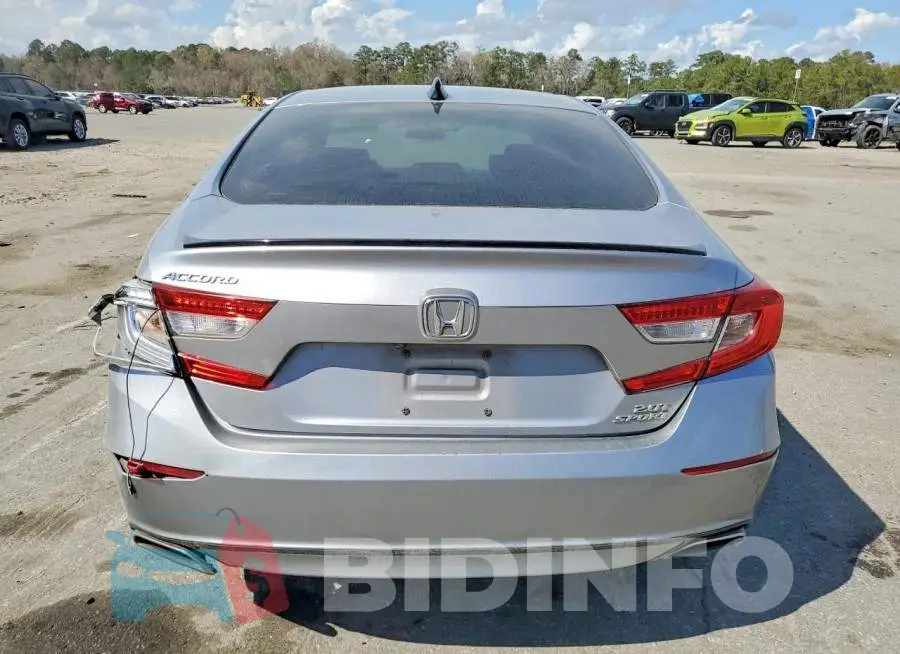 1HGCV2F30MA018639 Photo# 6